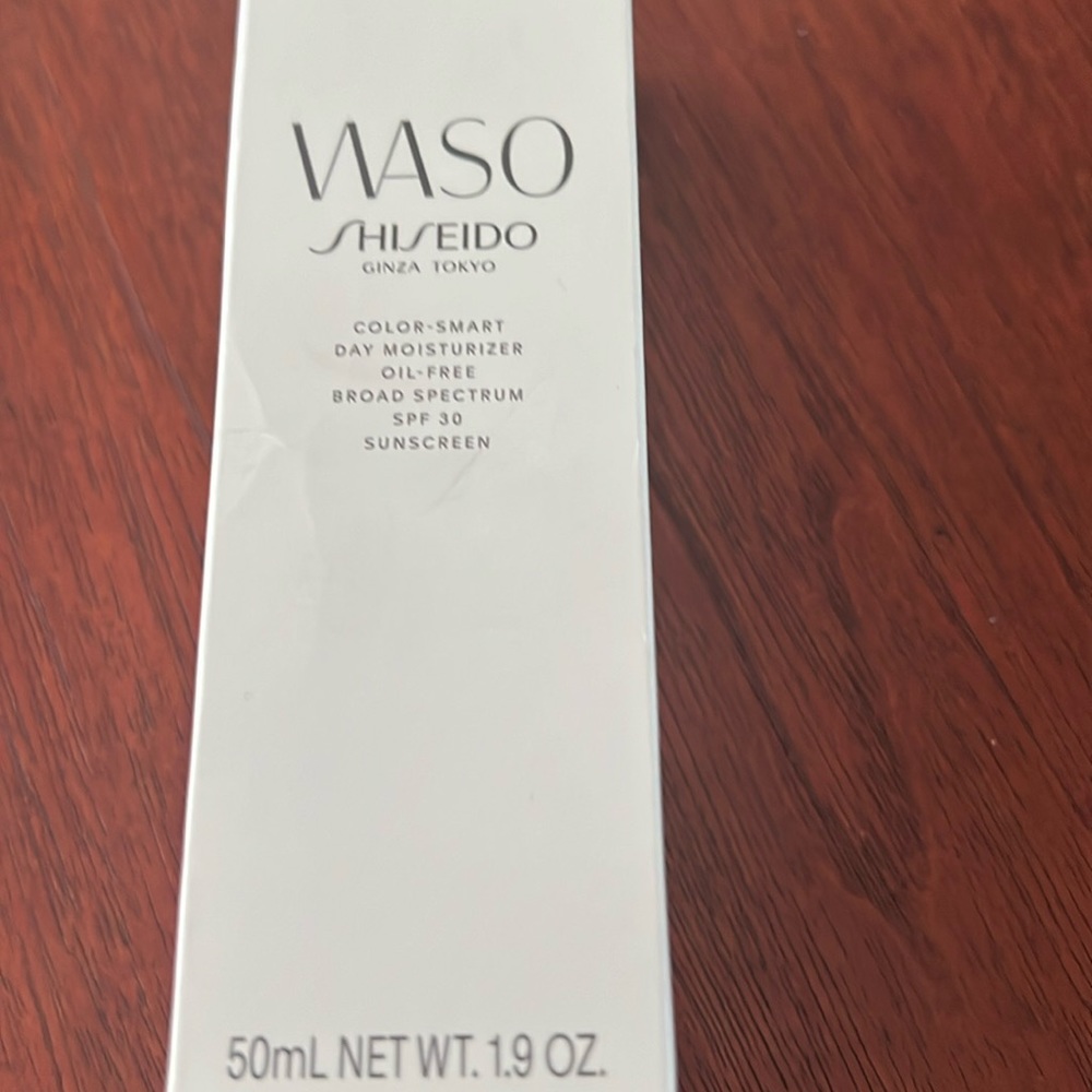 Waso shiseido color smart day, moisturizer, oil,